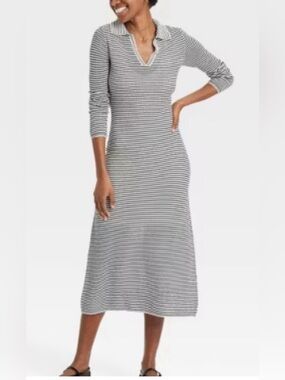 Women’s Long Sleeve V-Neck Sweater Dress-L